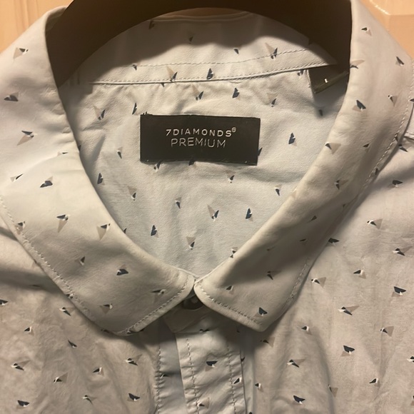 7 Diamonds Premium button up - Picture 2 of 4
